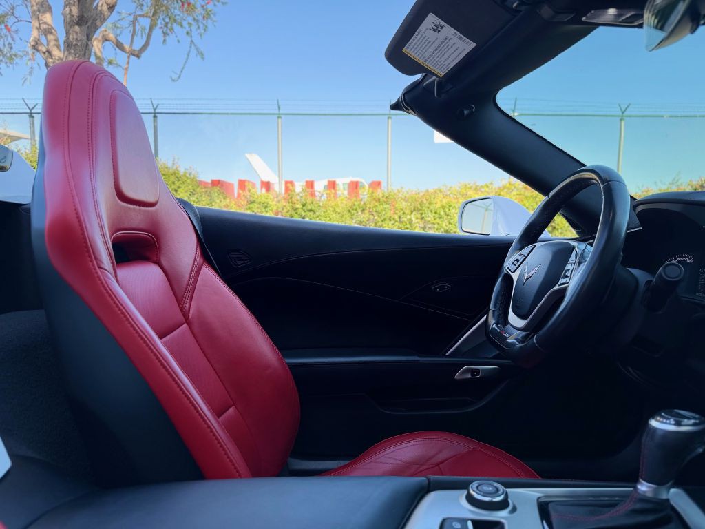 2016 Chevrolet Corvette Image 31