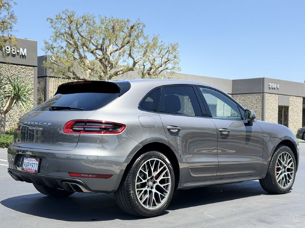 2018 Porsche Macan Image 5