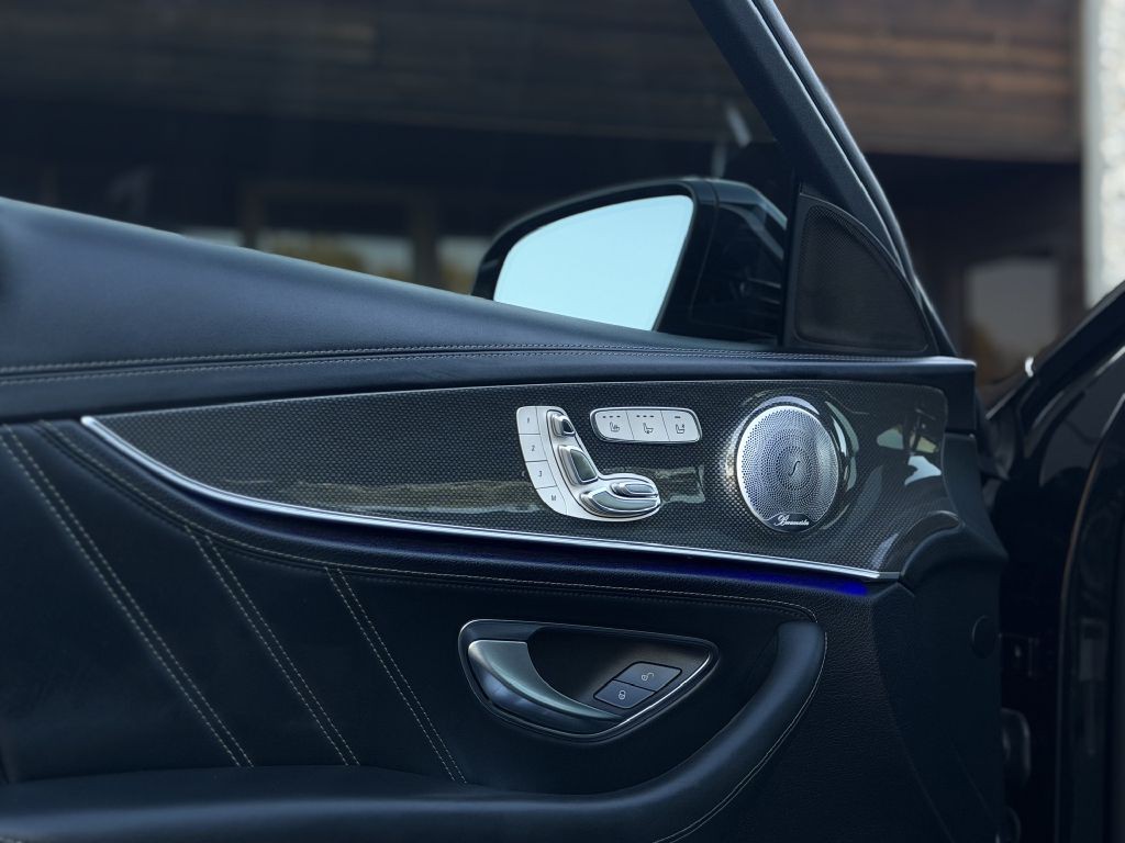 2019 Mercedes-Benz E-Class Image 11