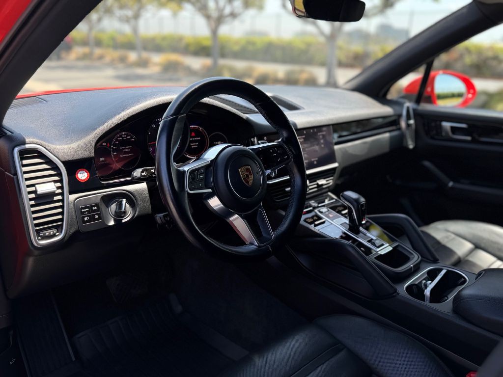 2021 Porsche Cayenne Image 9