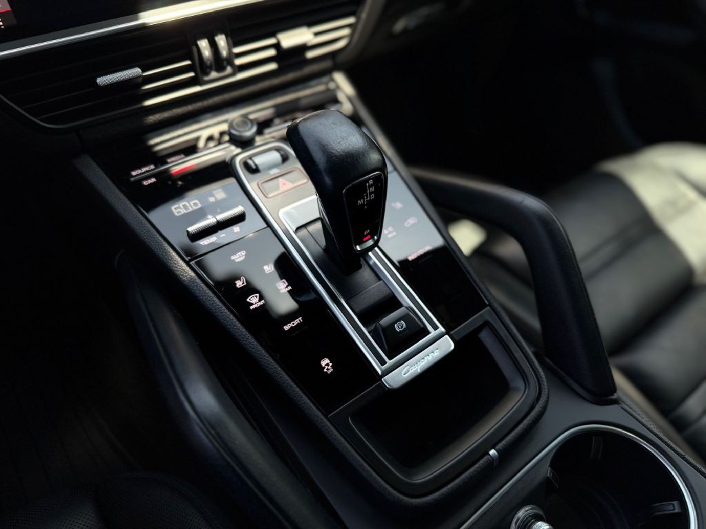 2021 Porsche Cayenne Image 16