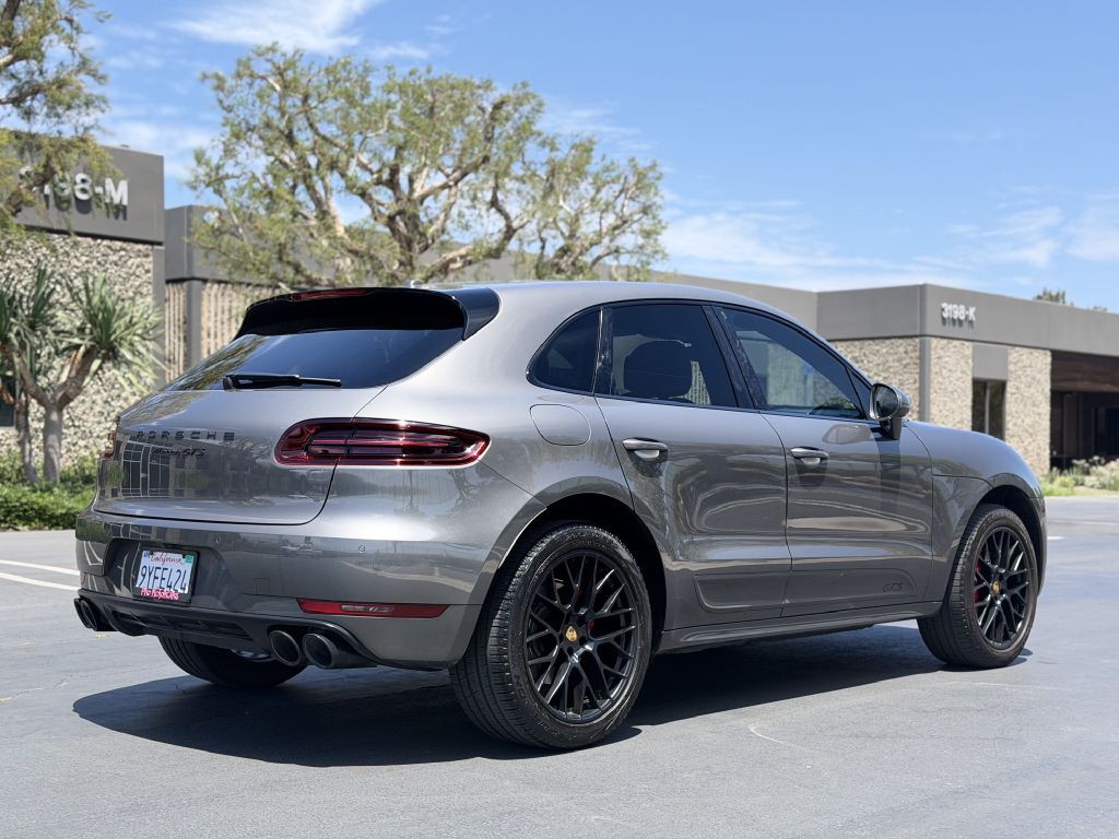 2017 Porsche Macan Image 5