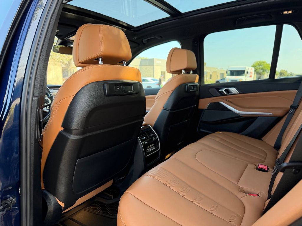 2022 BMW X5 Image 13