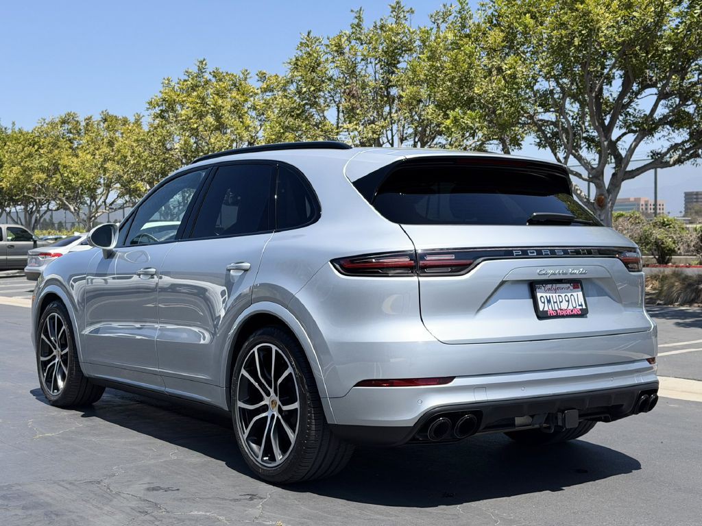 2021 Porsche Cayenne Image 7