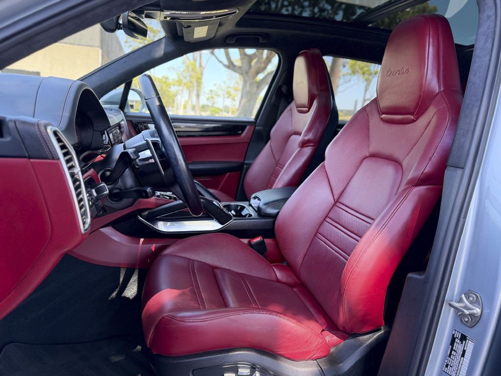 2021 Porsche Cayenne Image 11