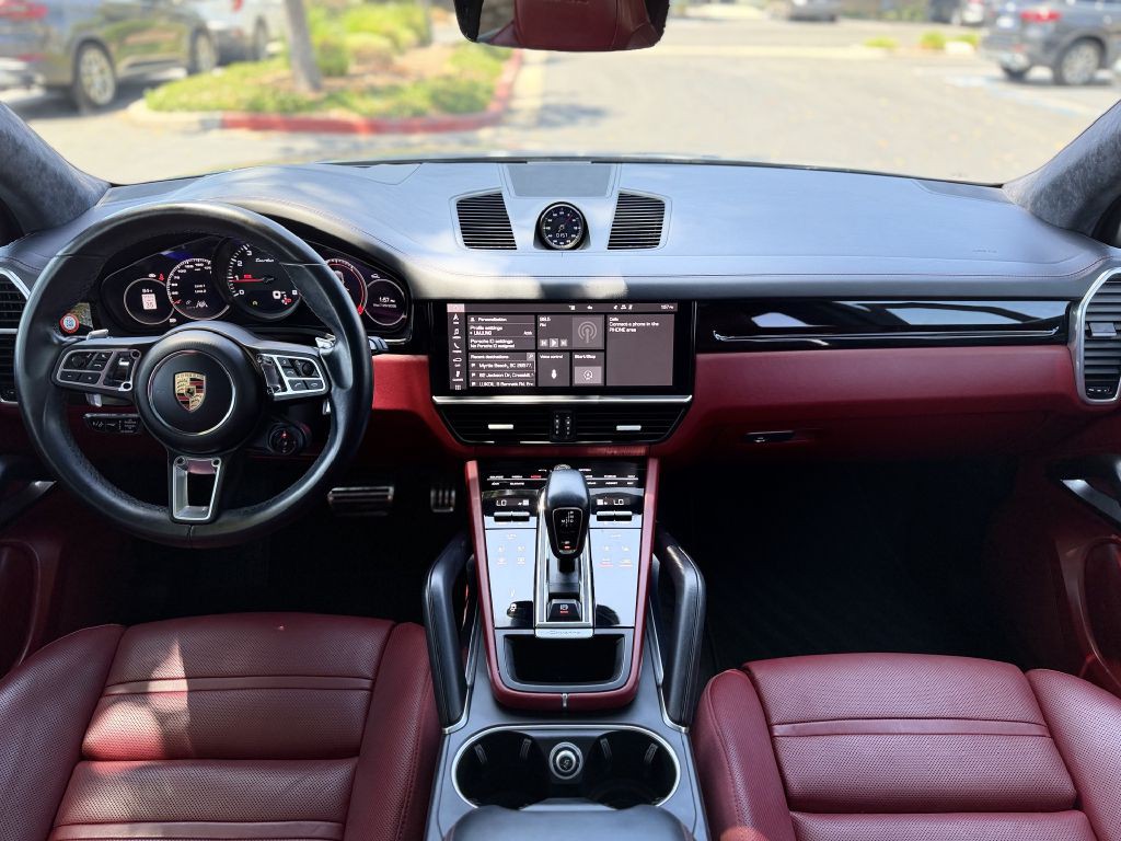 2021 Porsche Cayenne Image 17