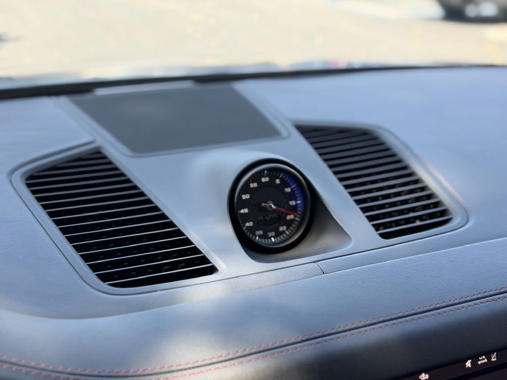 2021 Porsche Cayenne Image 25