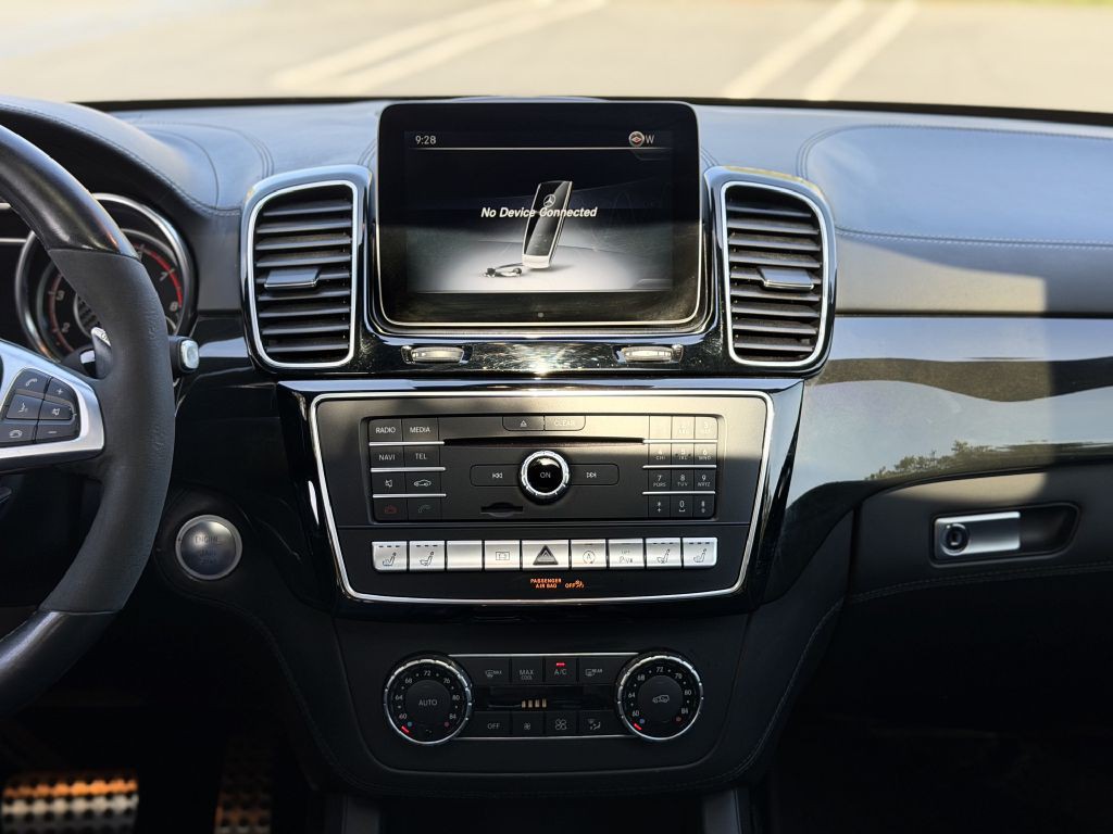 2017 Mercedes-Benz GLE-Class Image 18