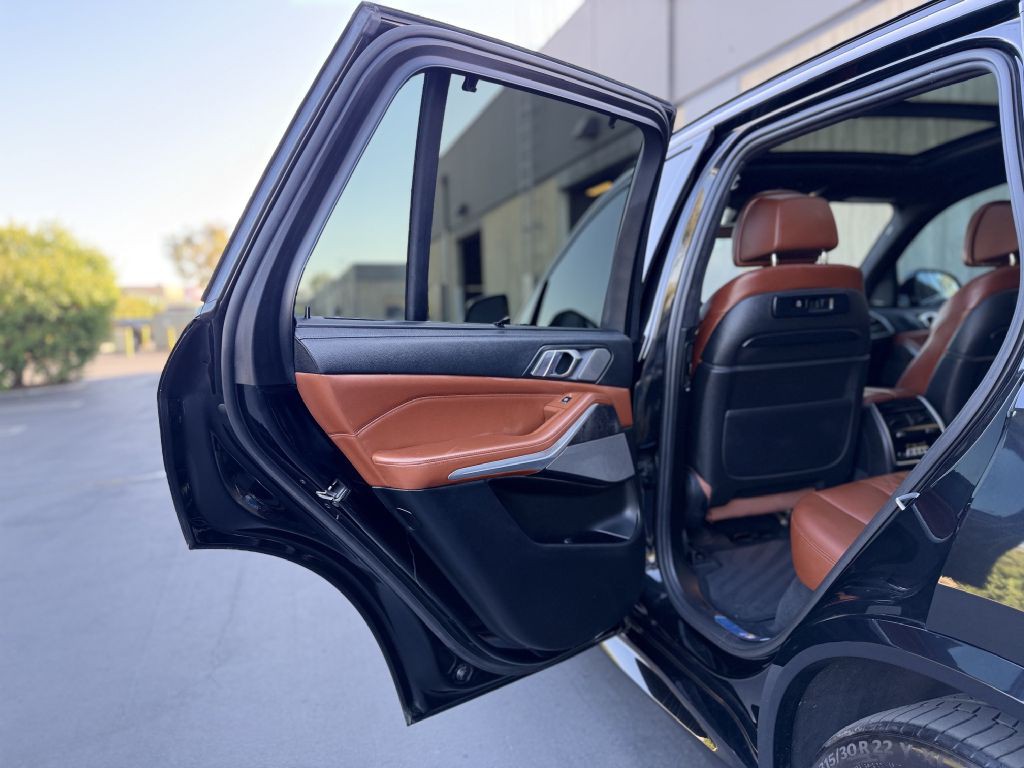 2021 BMW X5 Image 14
