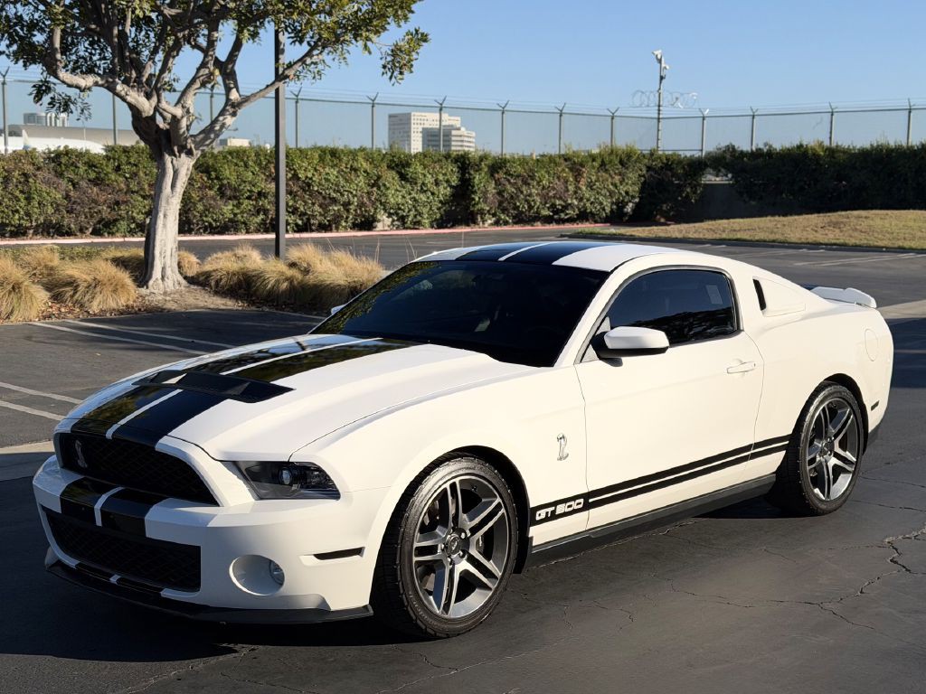 2011 Ford Mustang Image 2