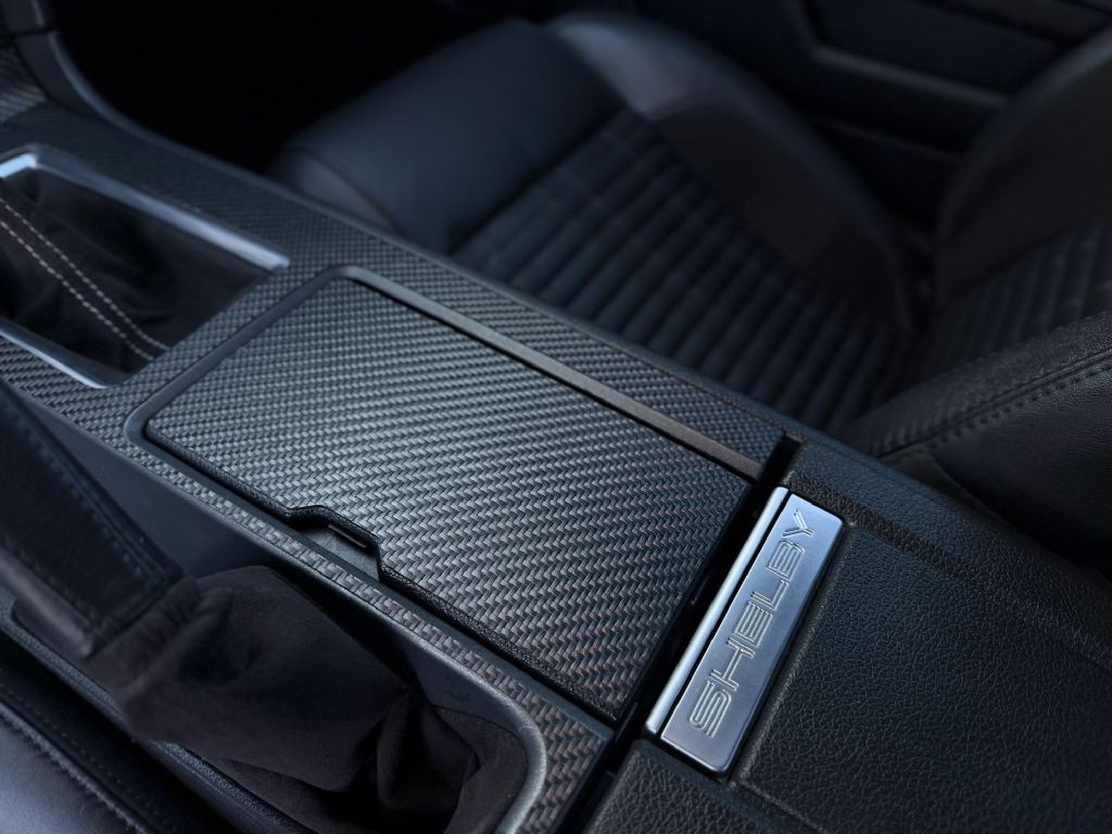 2011 Ford Mustang Image 21