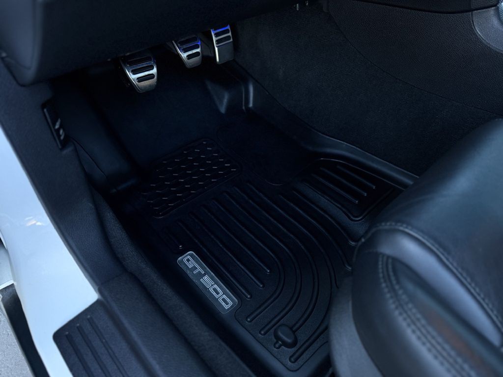 2011 Ford Mustang Image 24
