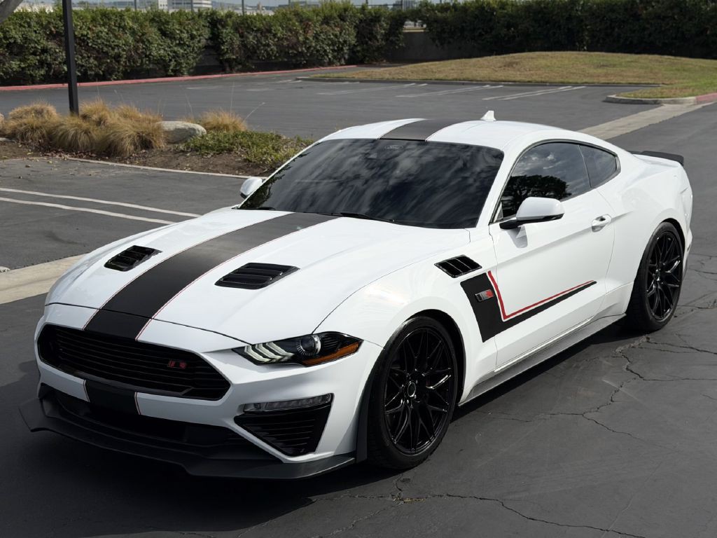 2022 Ford Mustang Image 1