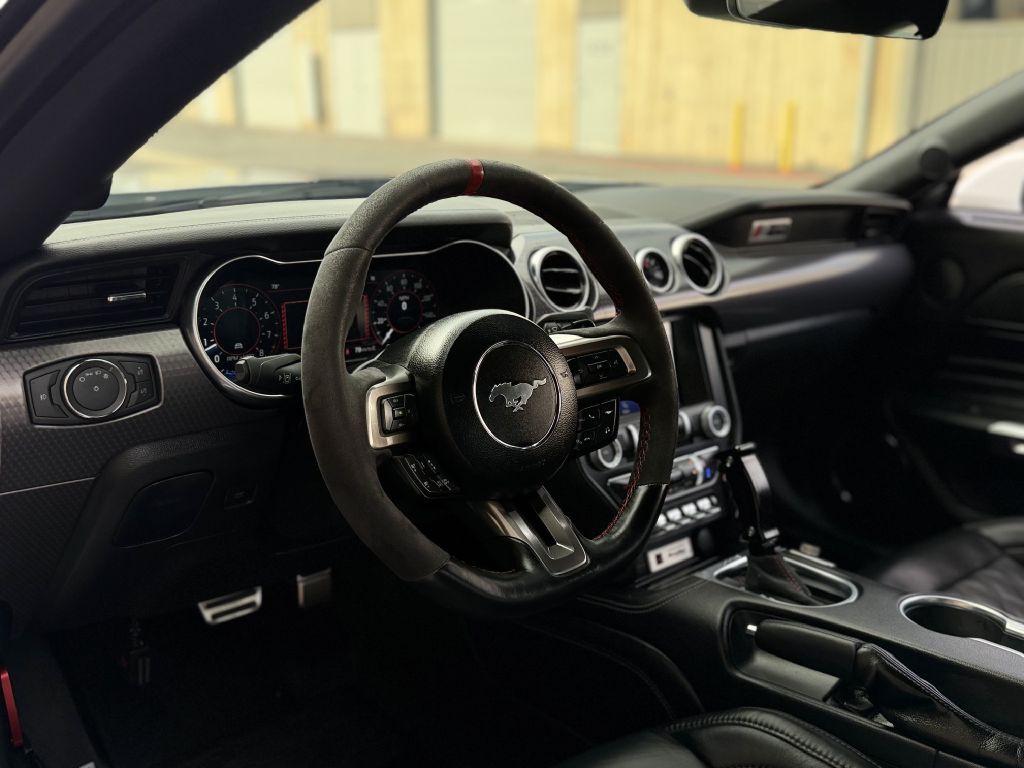2022 Ford Mustang Image 12