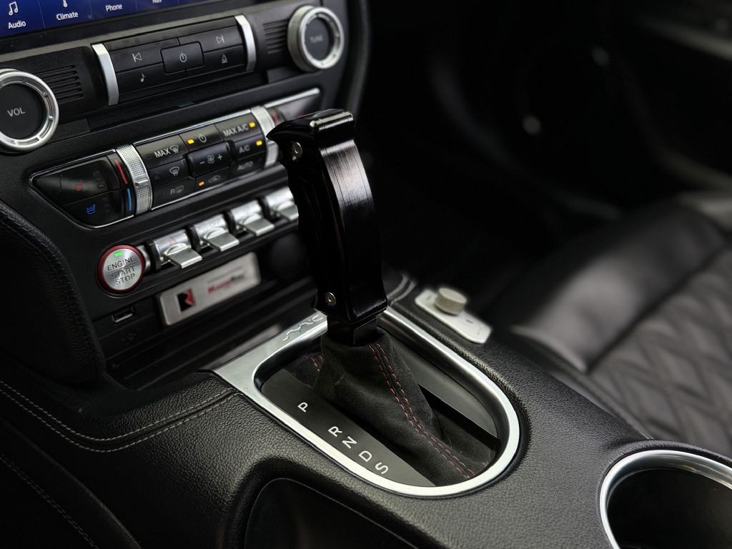 2022 Ford Mustang Image 15
