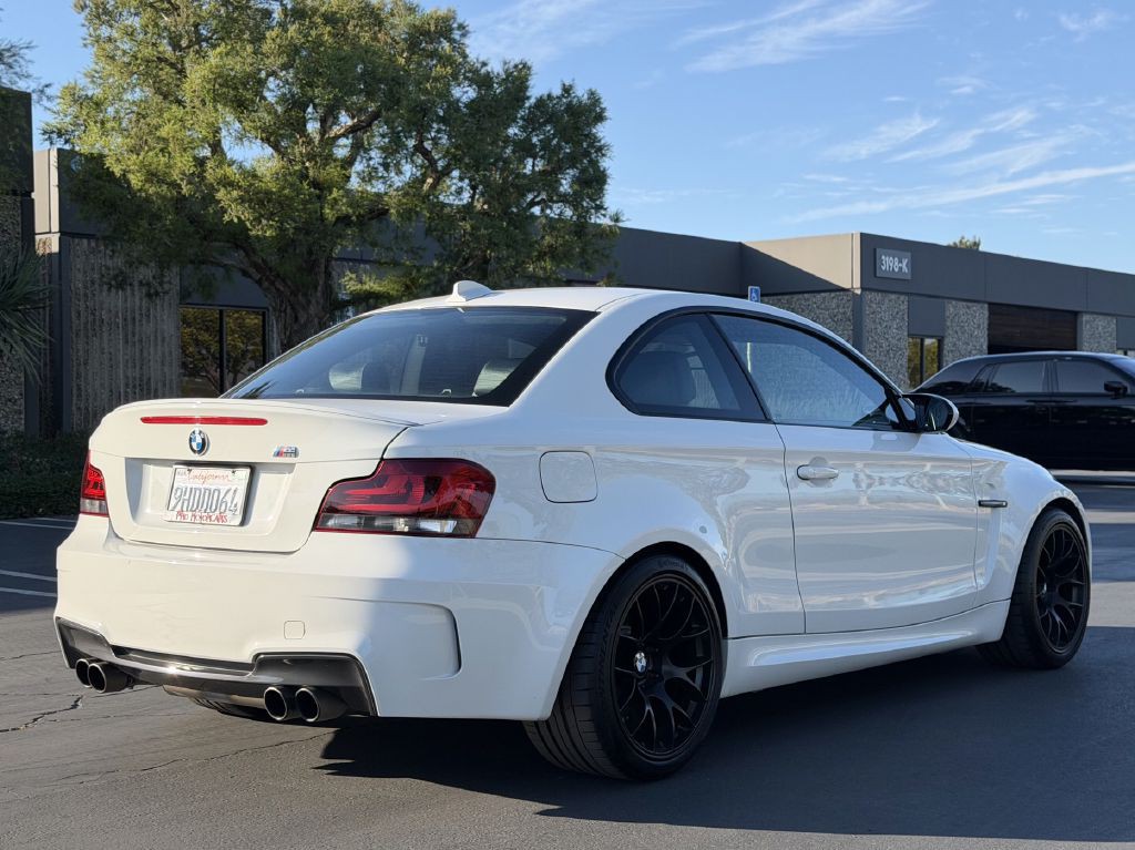 2011 BMW 1M Image 8