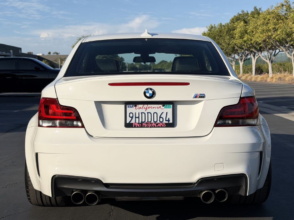 2011 BMW 1M Image 9