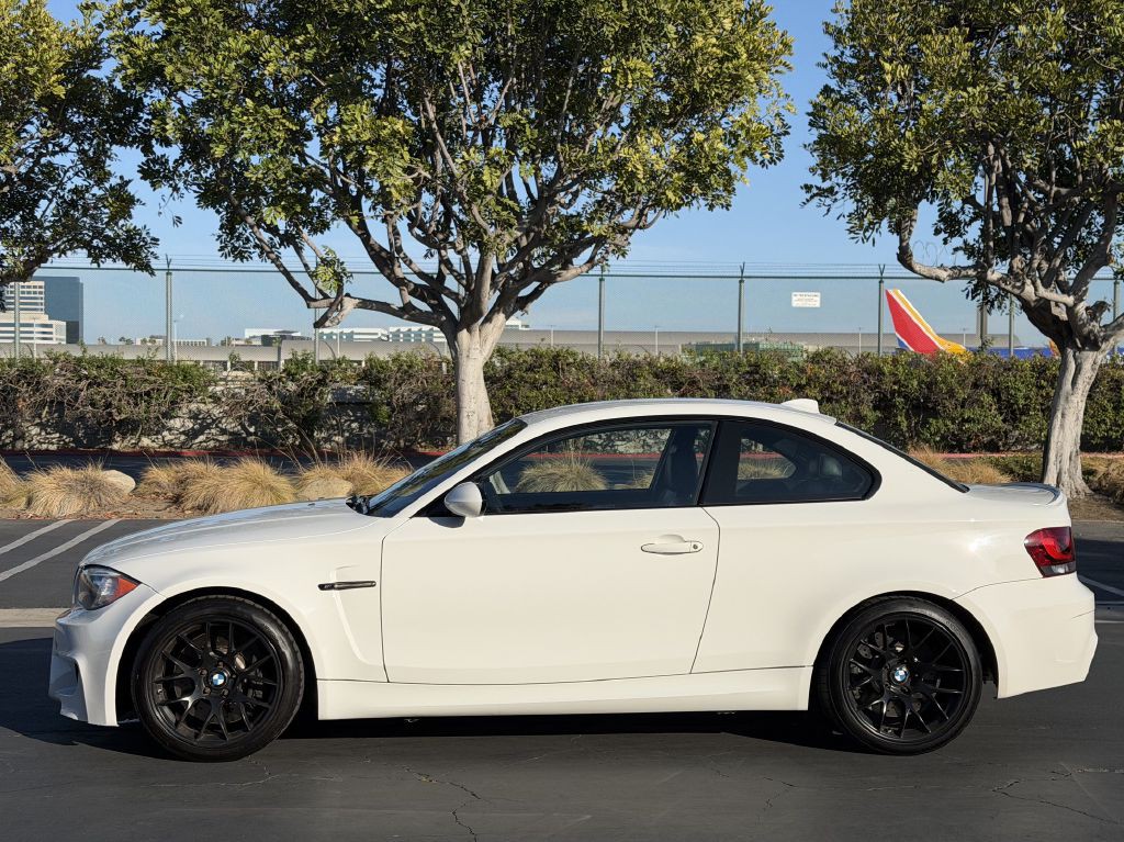 2011 BMW 1M Image 12