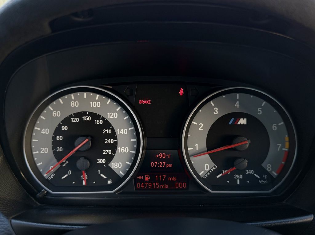 2011 BMW 1M Image 25