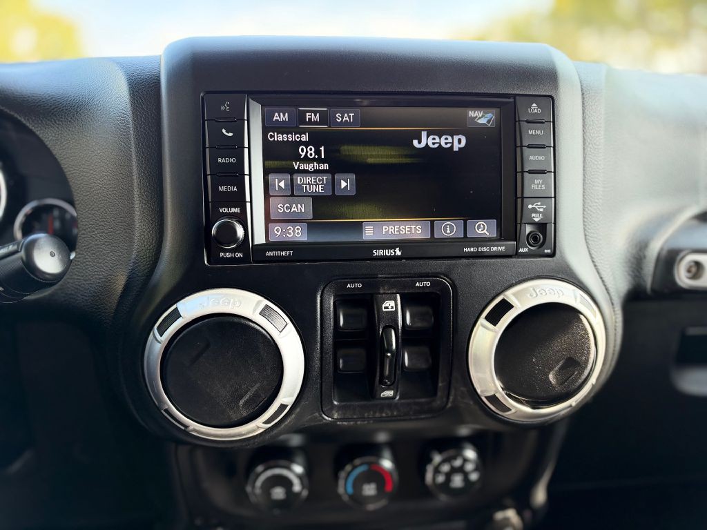 2016 Jeep Wrangler Unlimited Image 15