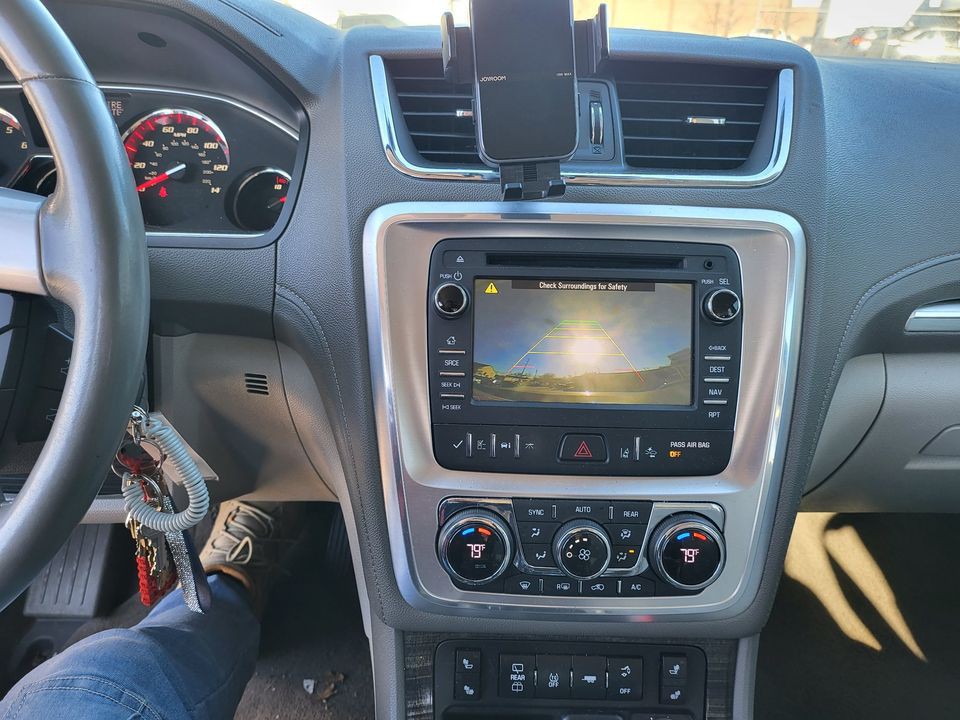 2015 GMC Acadia Image 14