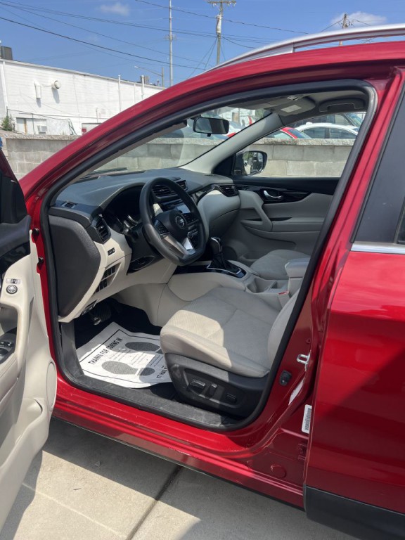 2017 Nissan Rogue Image 7