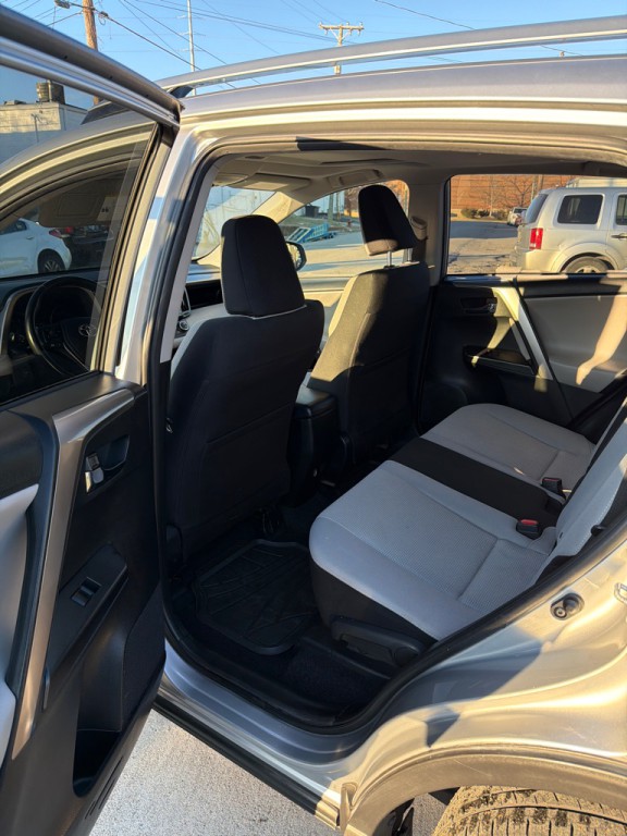 2018 Toyota Rav4 Image 11