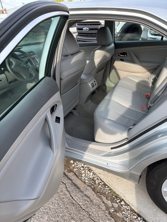 2009 Toyota Camry Image 8
