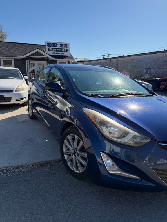 2015 Hyundai Elantra Image 2