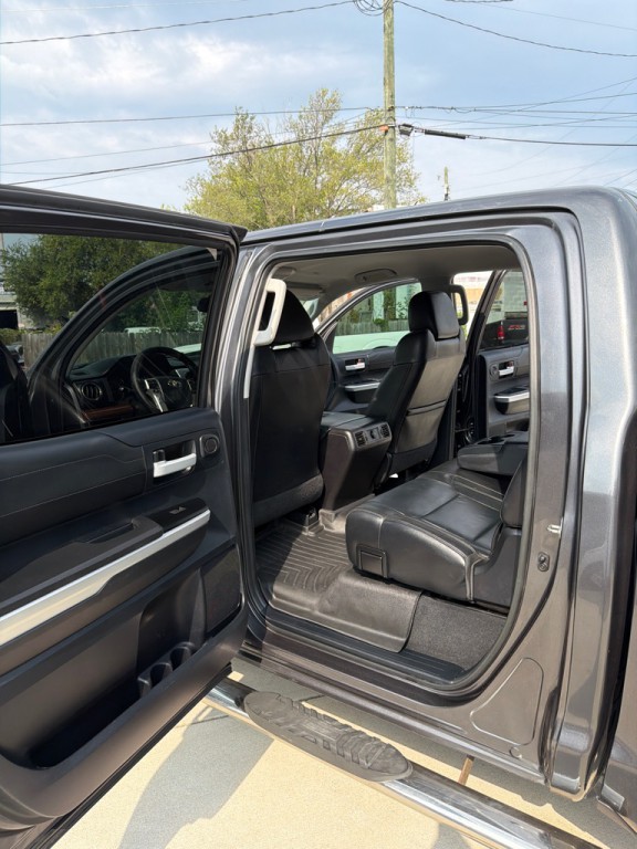 2014 Toyota Tundra Image 11