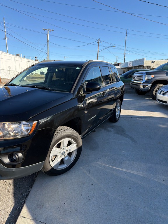 2017 Jeep Compass Image 3