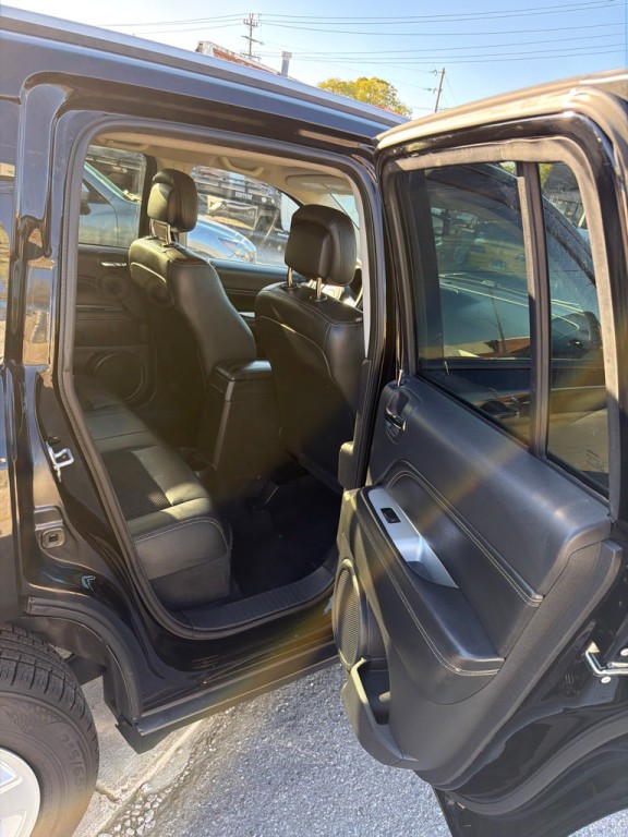 2017 Jeep Compass Image 7