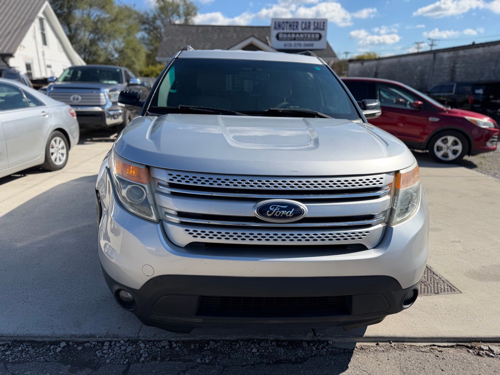 2014 Ford Explorer Image 1