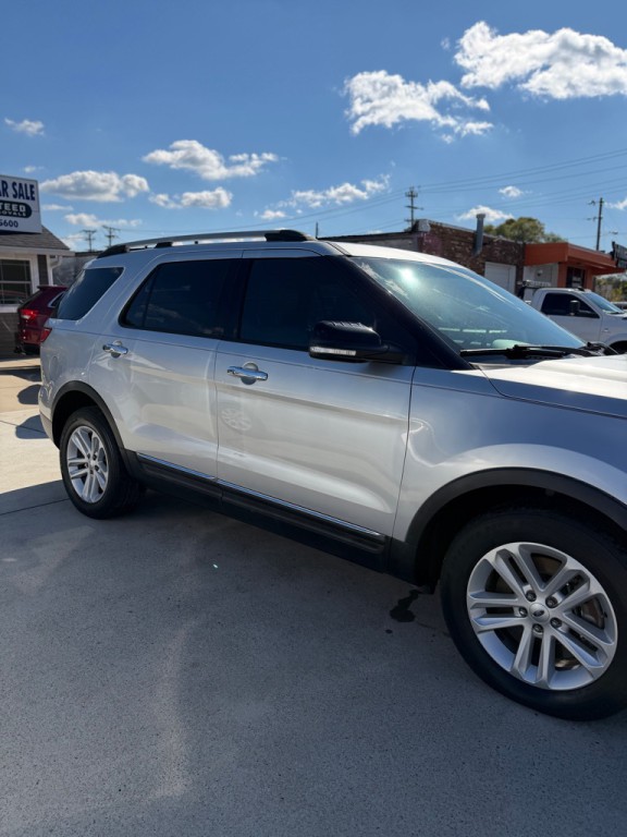 2014 Ford Explorer Image 4