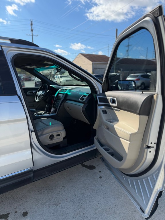 2014 Ford Explorer Image 7