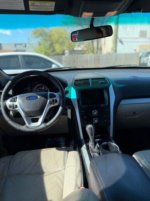 2014 Ford Explorer Image 11