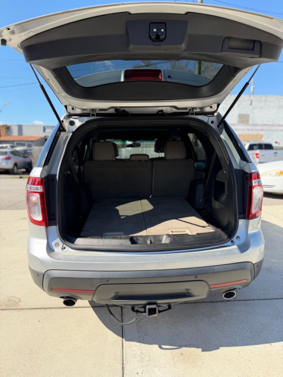 2014 Ford Explorer Image 12