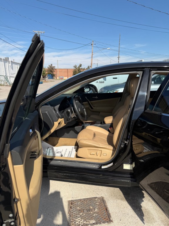 2010 Nissan Maxima Image 6