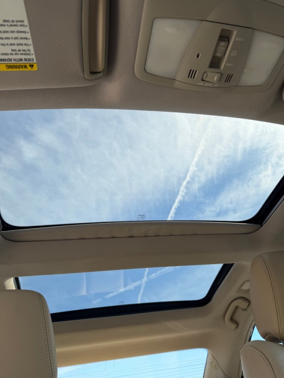 2010 Nissan Maxima Image 10