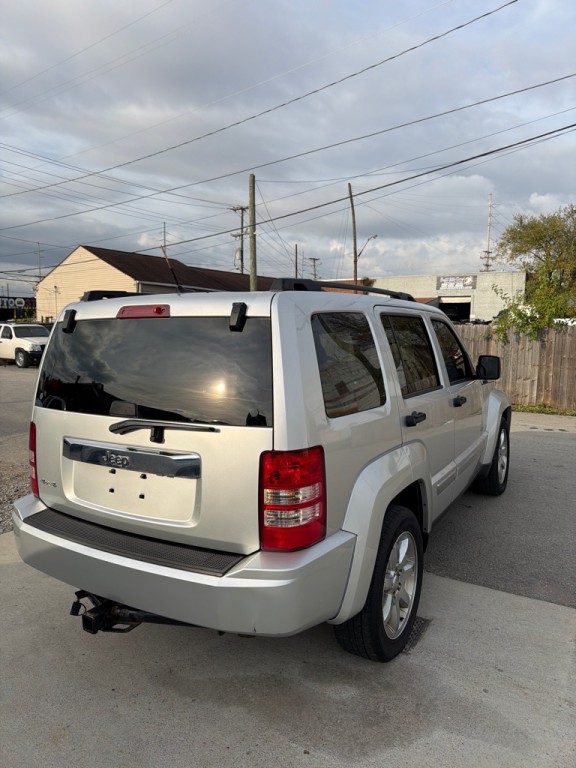 2012 Jeep Liberty Image 6