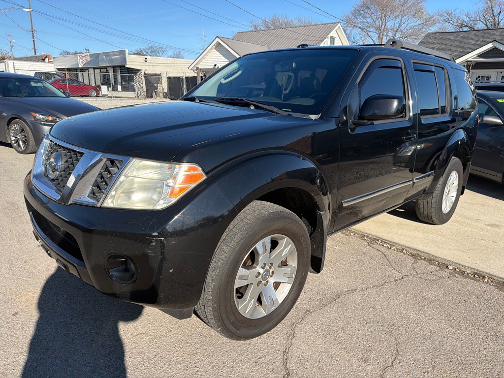 2012 Nissan Pathfinder Image 3