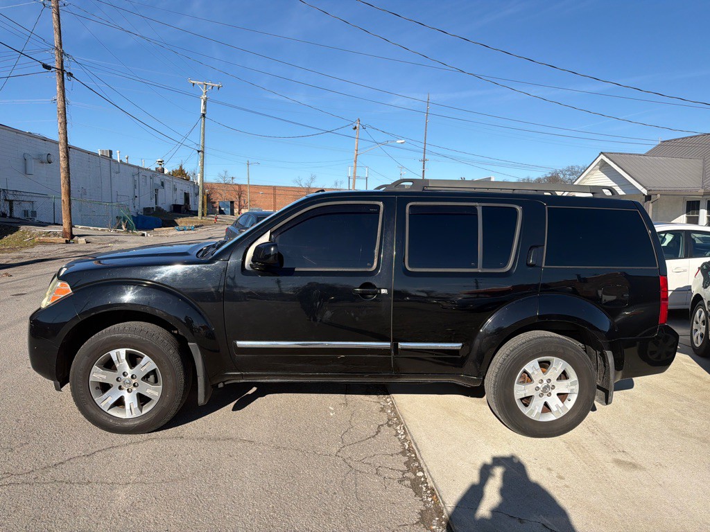 2012 Nissan Pathfinder Image 4