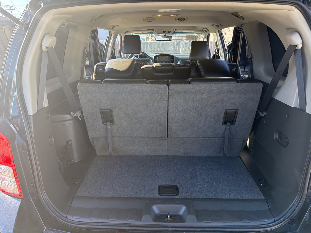 2012 Nissan Pathfinder Image 12