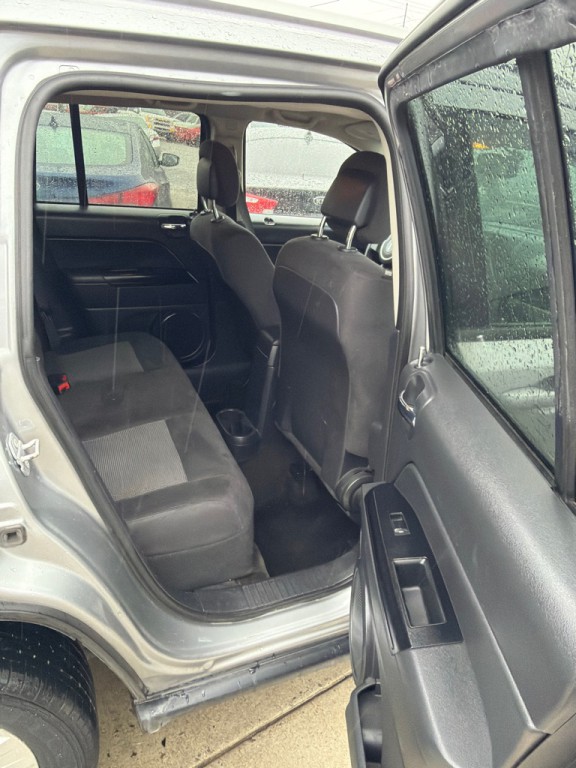 2016 Jeep Compass Image 7