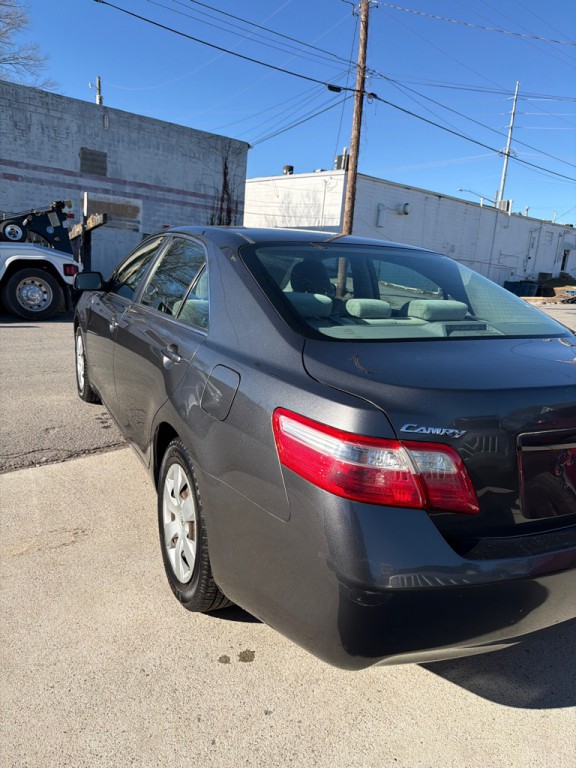 2009 Toyota Camry Image 4