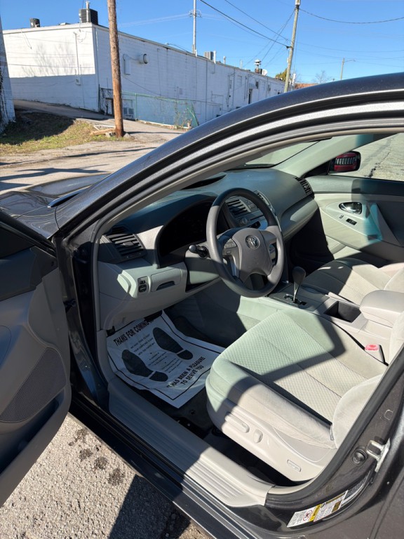 2009 Toyota Camry Image 8