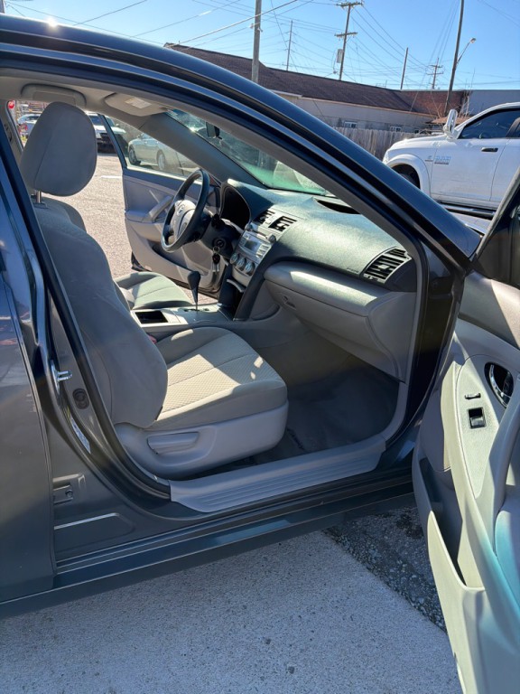 2009 Toyota Camry Image 11