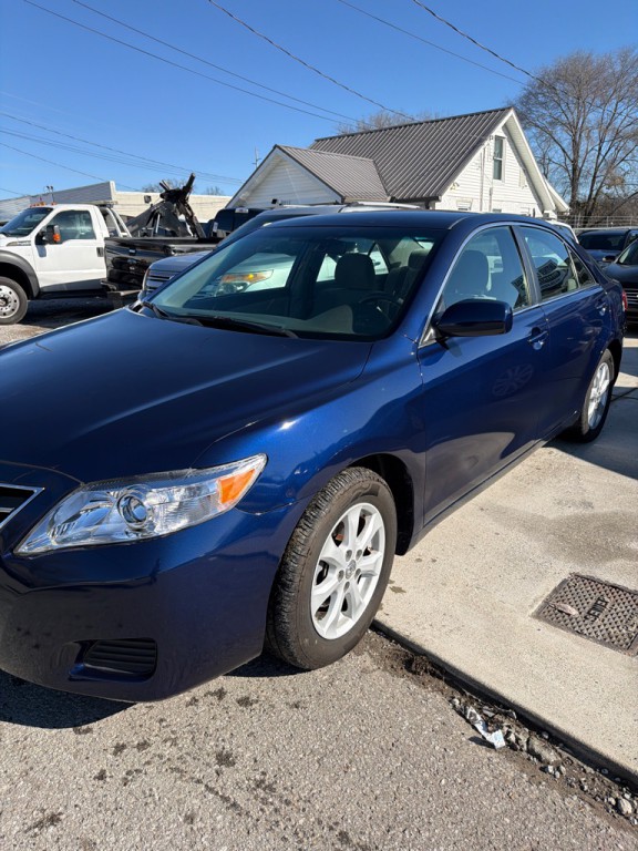 2010 Toyota Camry Image 3