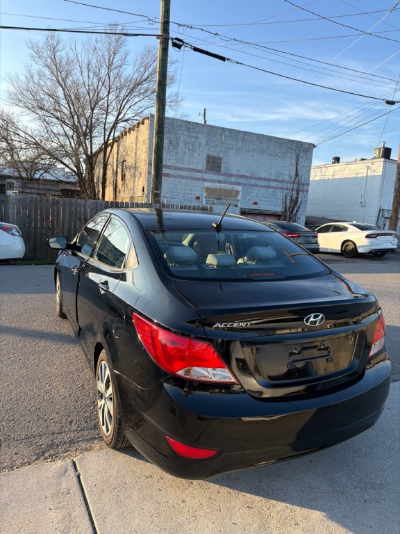 2017 Hyundai Accent Image 5