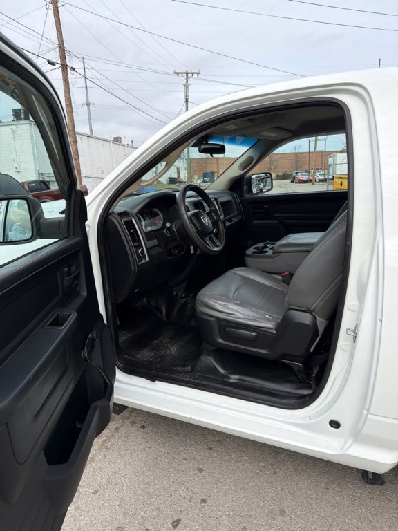 2014 RAM 1500 Image 8